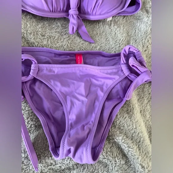 RARE Victoria's Secret Lavender bikini 32B top and XS bottom Swimwear - Picture 2 of 12